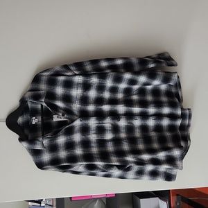 Ladies Black & White Plais shirt